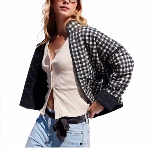 Yeokou Women's Cropped Puffer/Quilted Lightweight Jacket in Black White Gingham - Picture 10 of 11